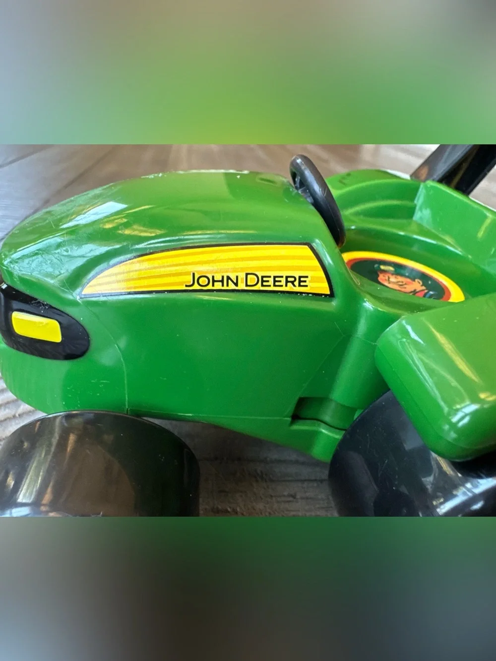 TOMY John Deere Animal Hayride Toy Tractor